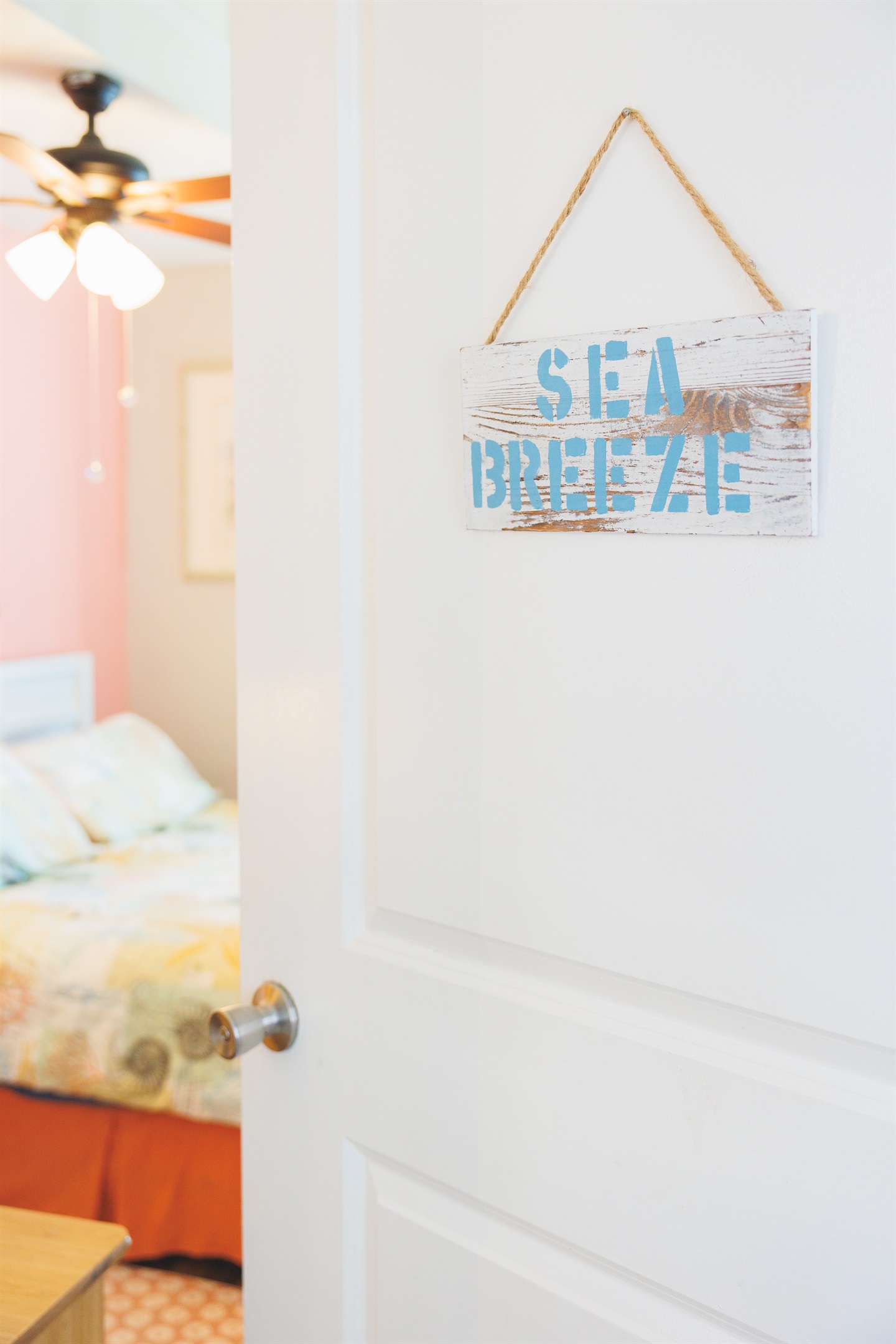 Seabreeze Room with Queen Bed, Roku TV and Walk in Closet