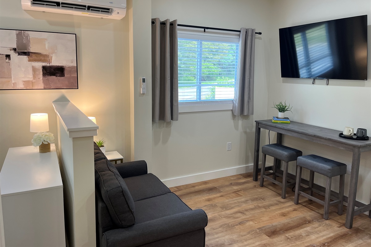 Living area with SmartTV