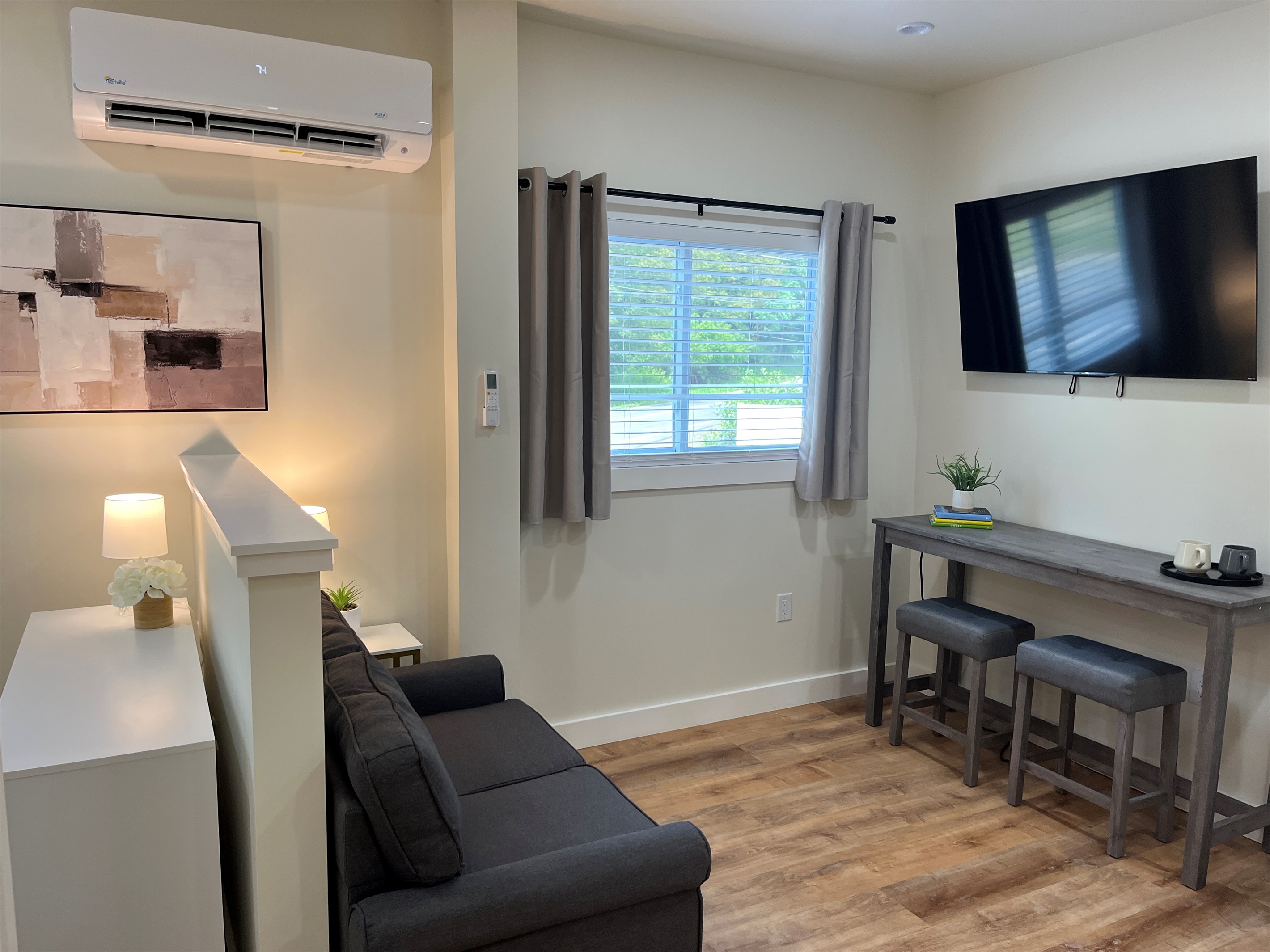Living area with SmartTV