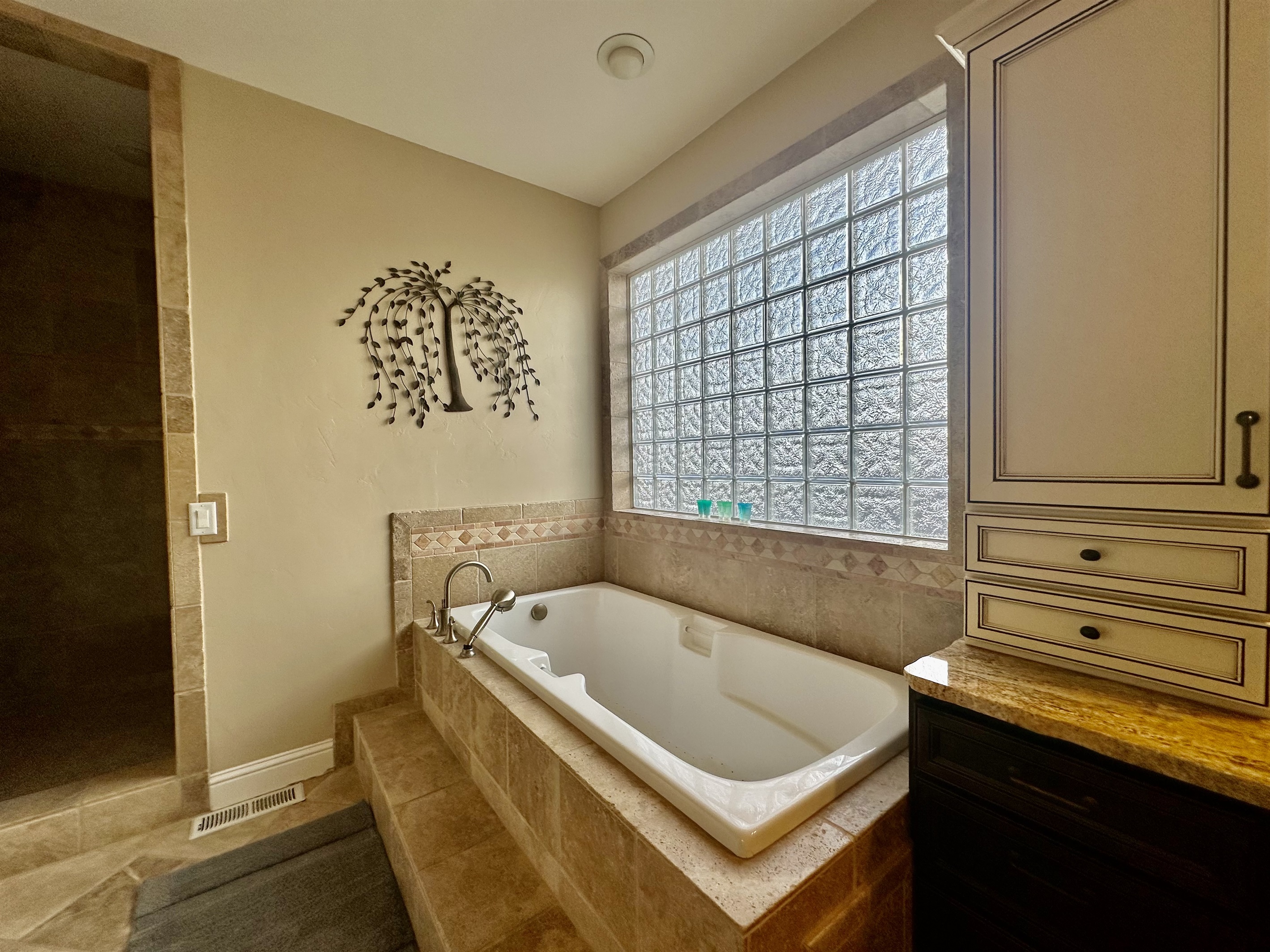Soaking Tub