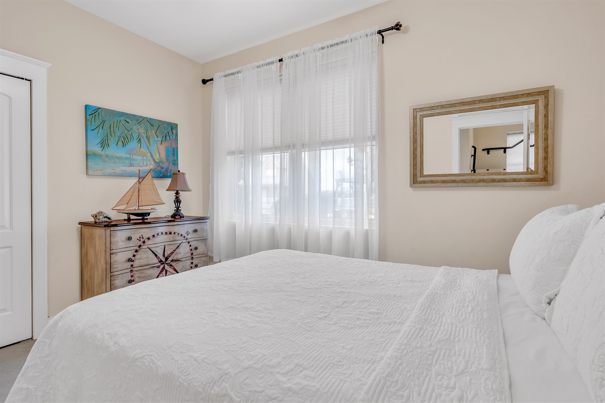 No TV in this room, but cool decor.