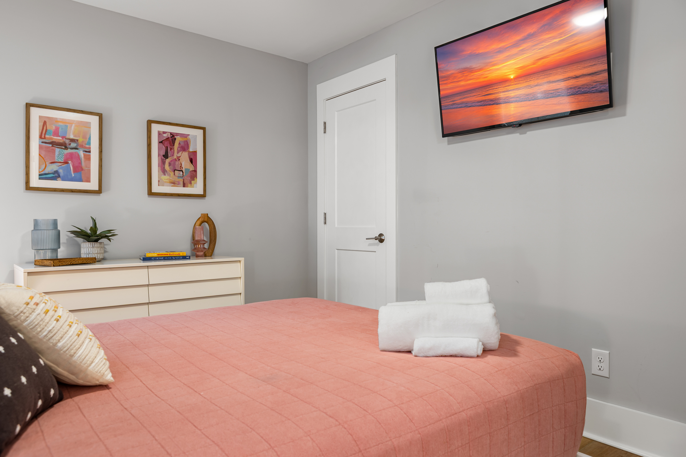 Bed and bath linens provided