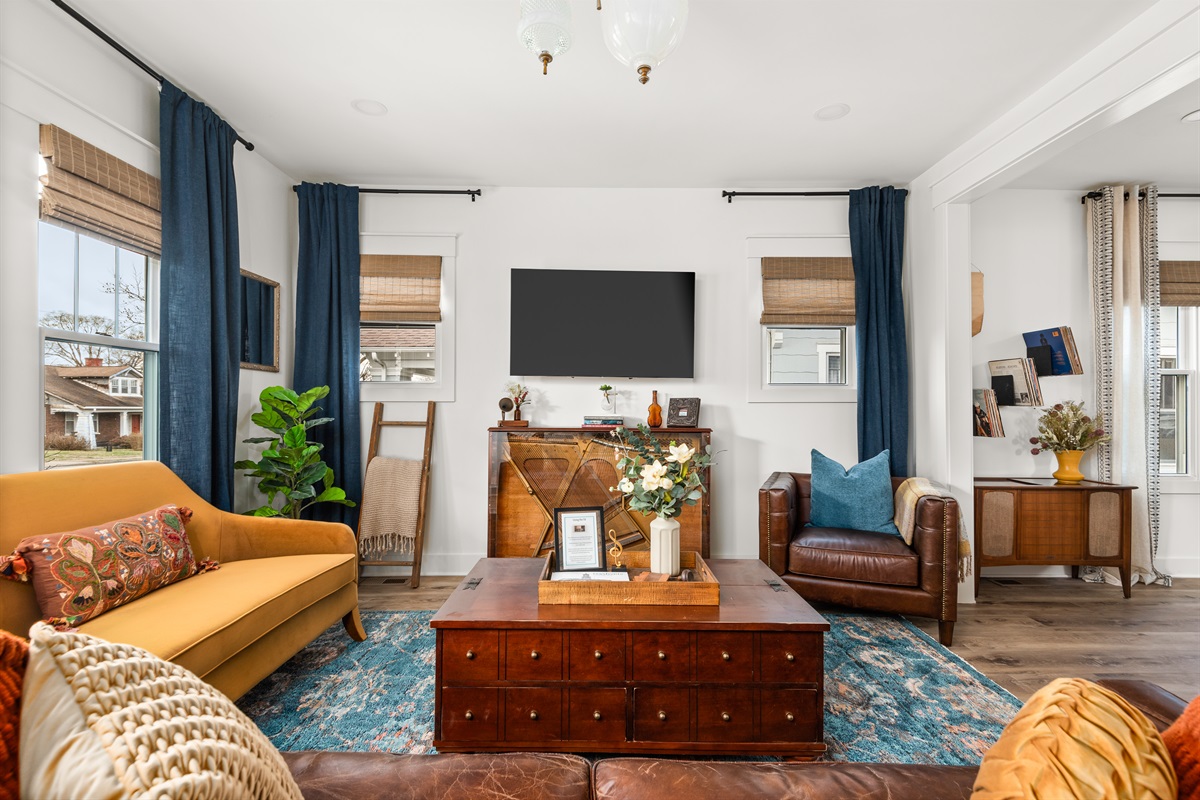 Main Living Space: Lux yet comfortable furnishings.