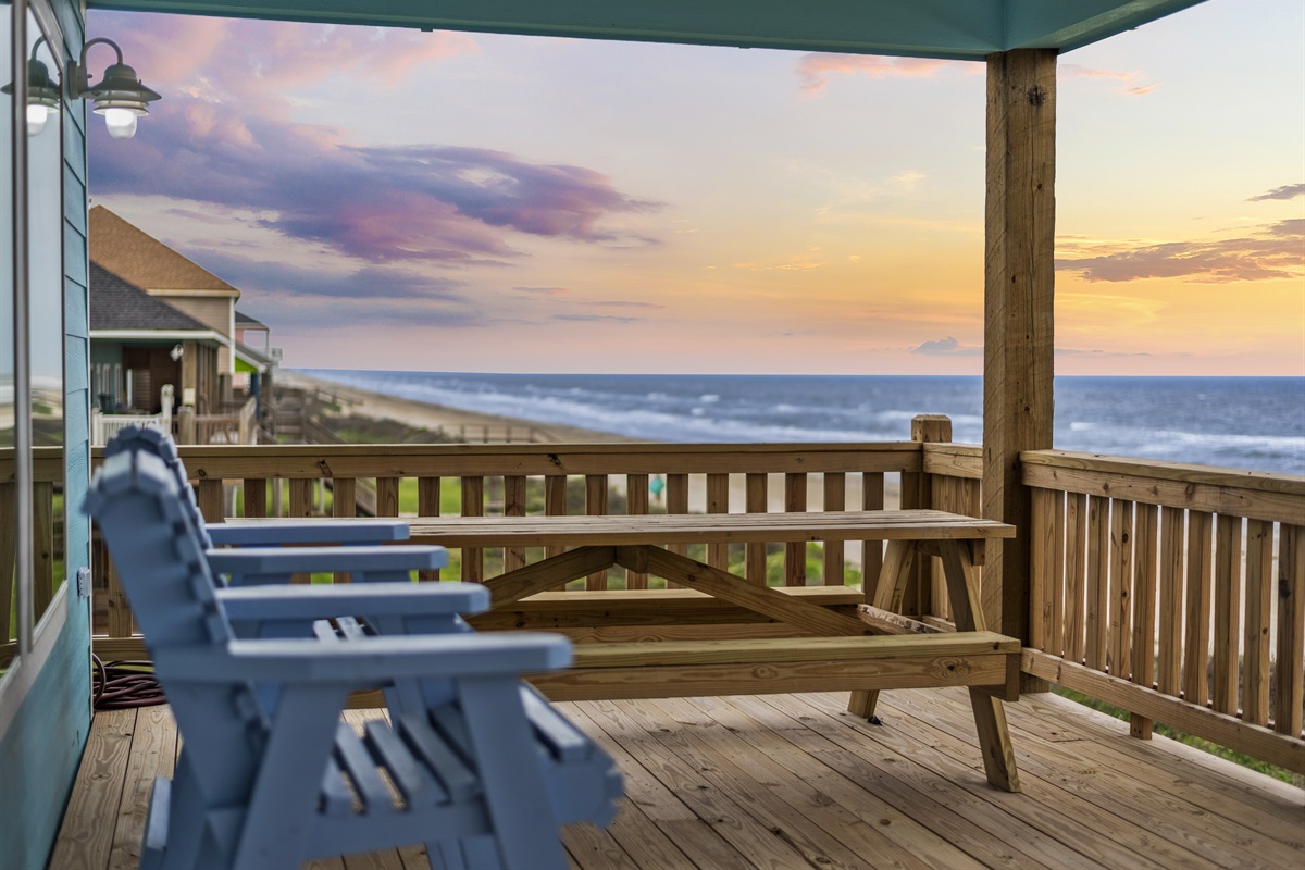 40ad6aef8434499f994bc6453d549ac3 Large | Beachhouse | Texas | TX | Vacation Homes | Galveston | Crystal Beach | Kokomo | Breezy Days | Beachfront Elegance | Sunrise Serenity | Southern Sands Property Management, LLC