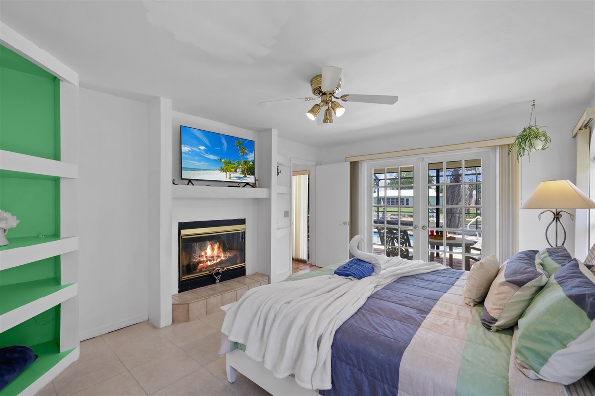 Wake up to warm Florida vibes