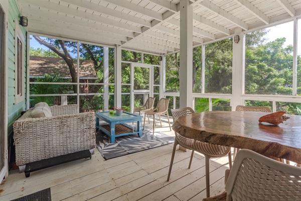 Main Level Screened Porch