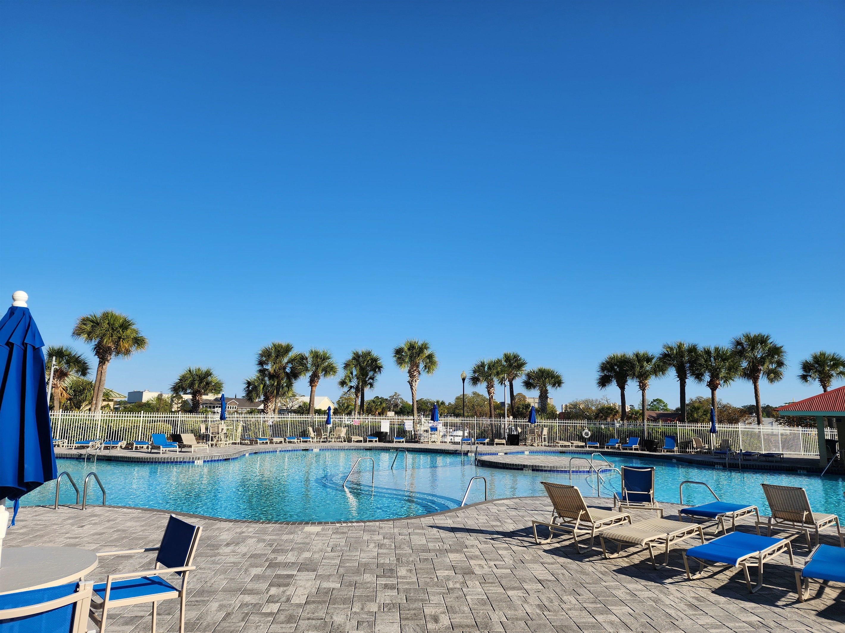 Barefoot North Tower Pool & Hot Tub