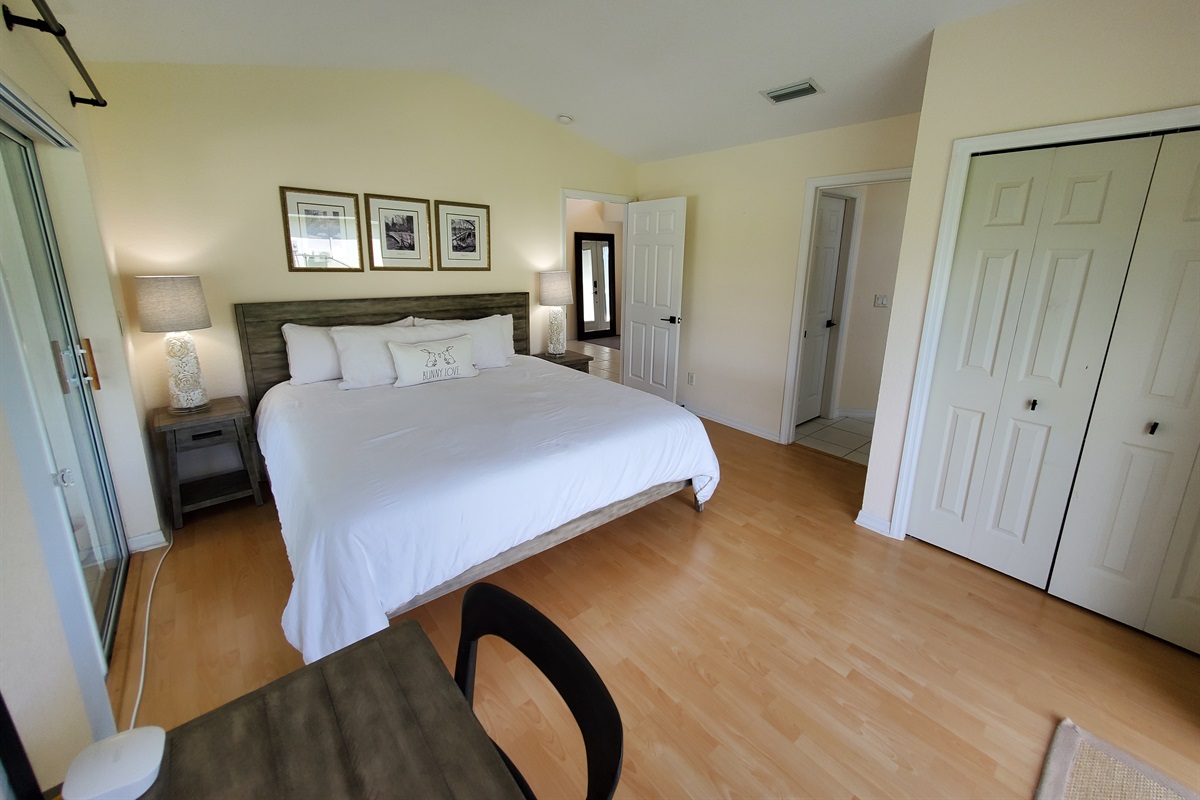 2nd King bedroom with desk and chair