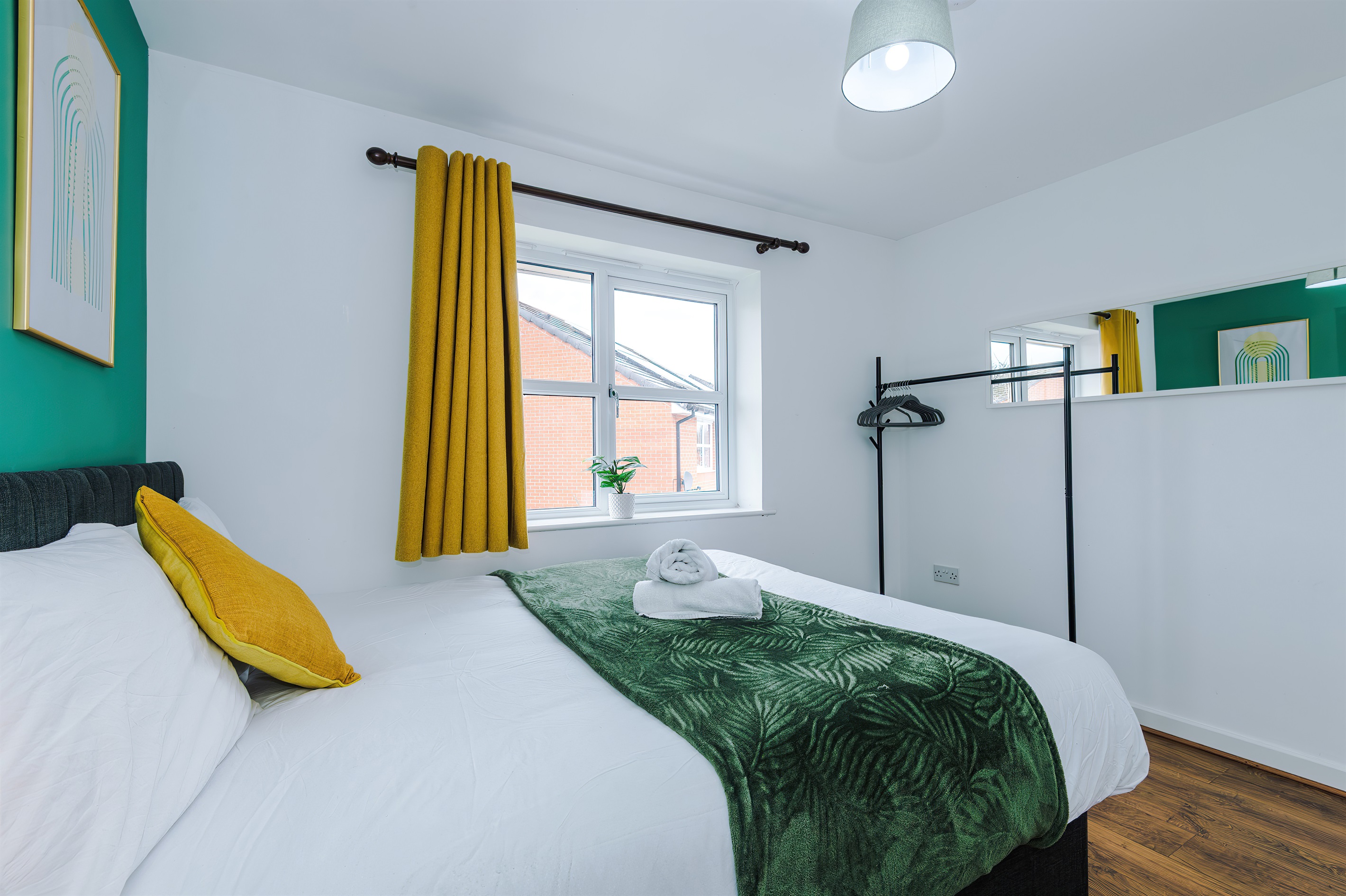Bedroom 2 benefits from a hotel comfort king bed which can be arranged into 2 singles and has a lovely en suite