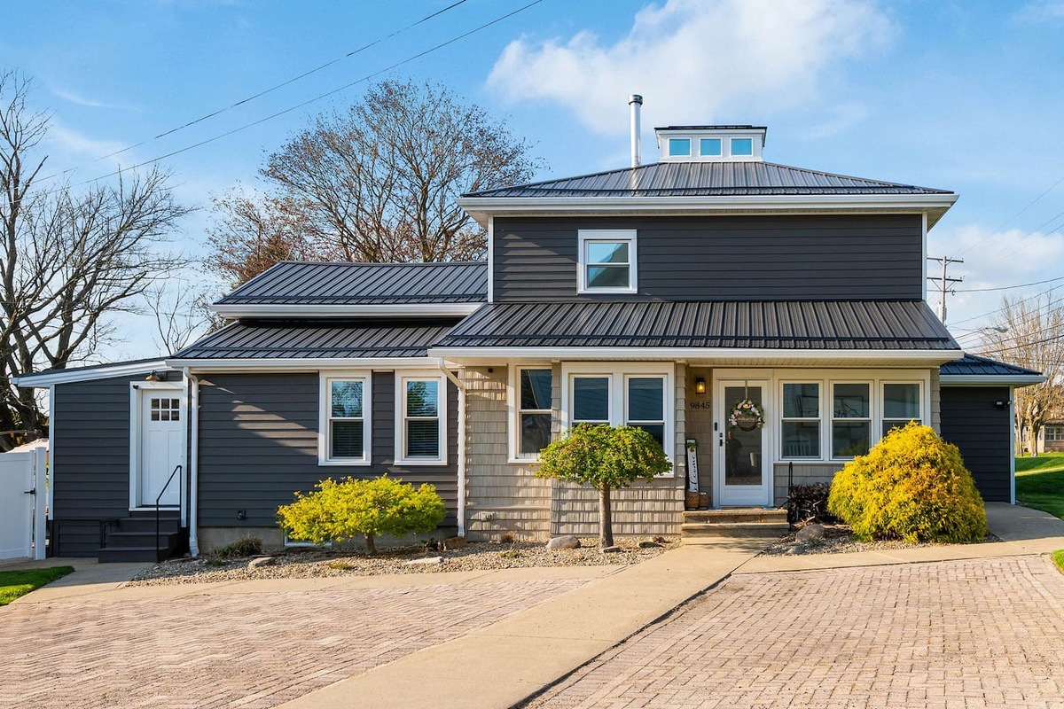 Front view of Duskhaven 1875, blending historic character with modern updates.