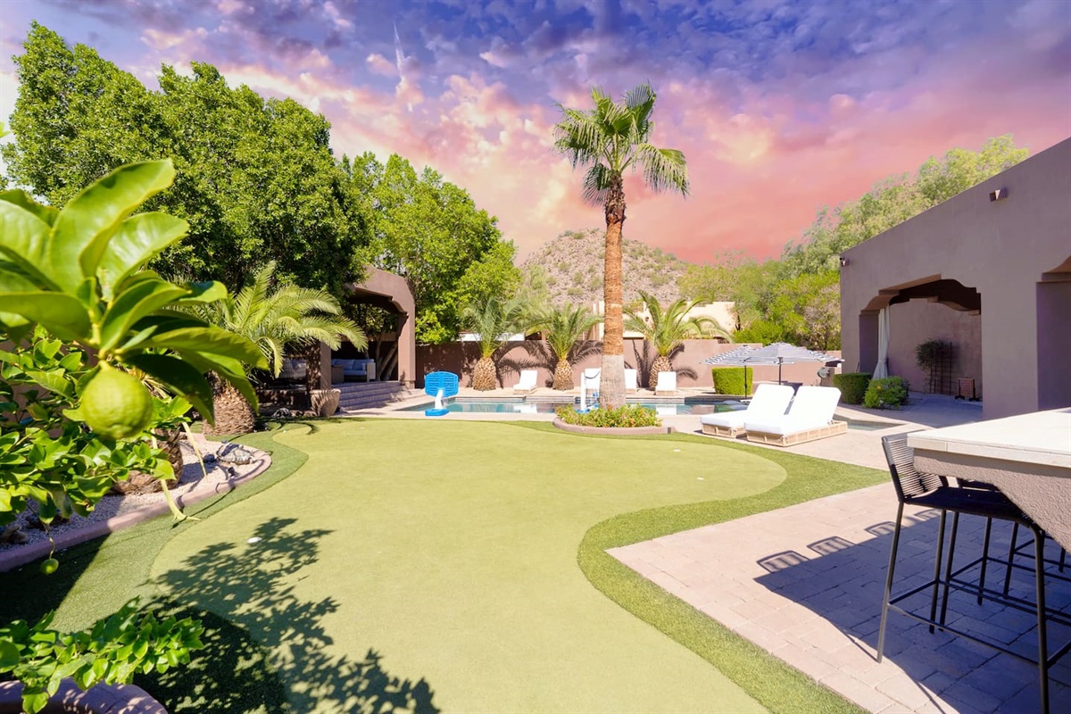 Improve your short game with mountain views in the neighborhood.