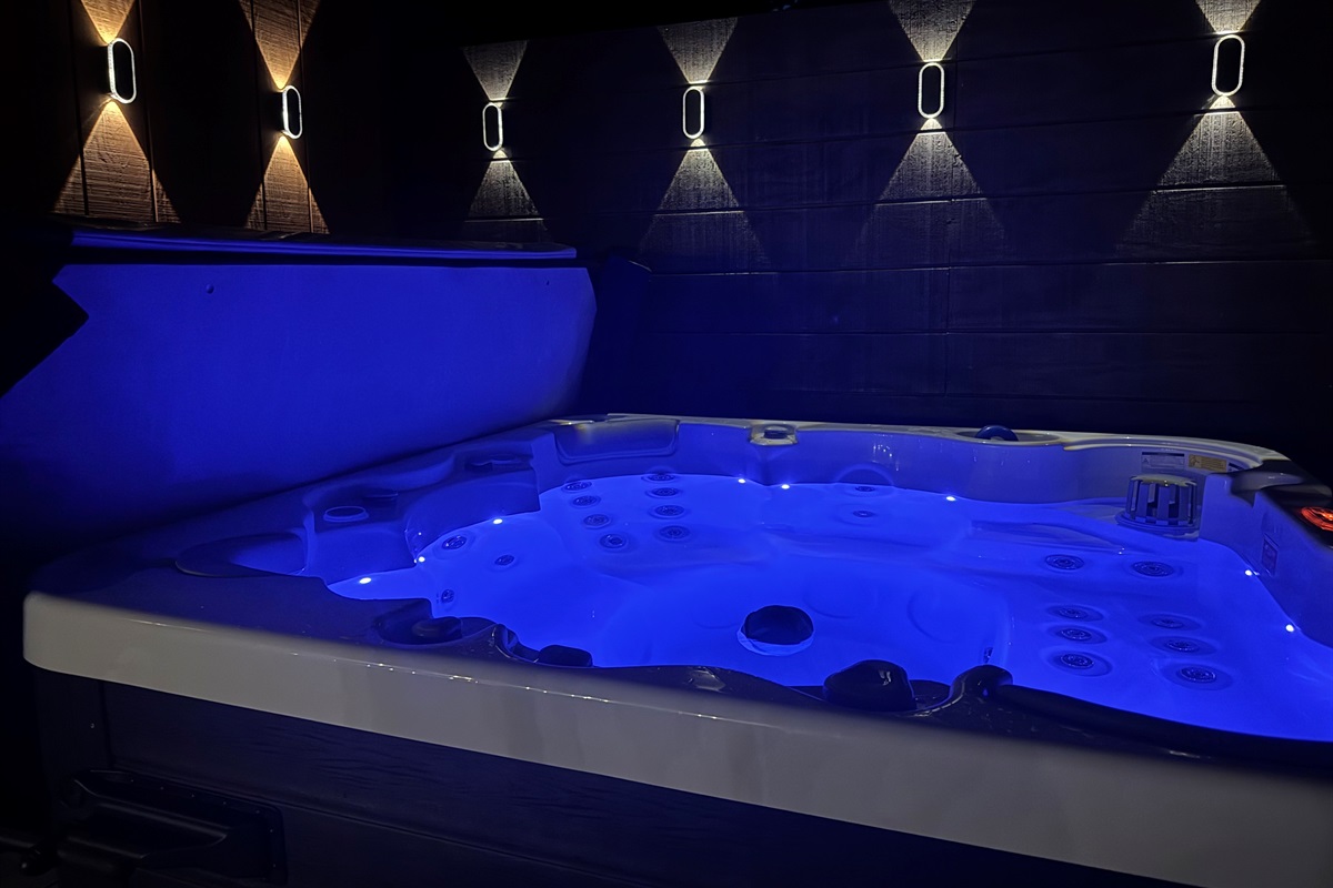 Private Hot tub
