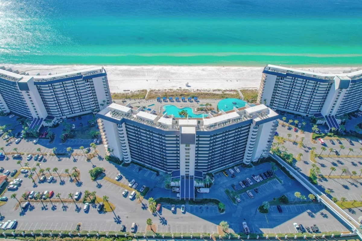 The three towers of Edgewater