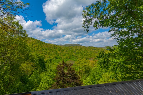 Year Round Mountain Views are Calling Your Name Here at The Cullowhee Cabin