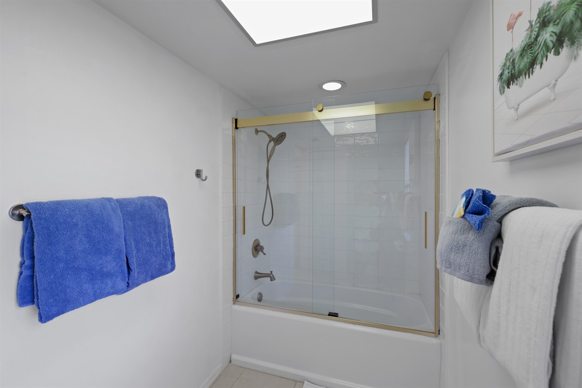 Refresh under a modern shower