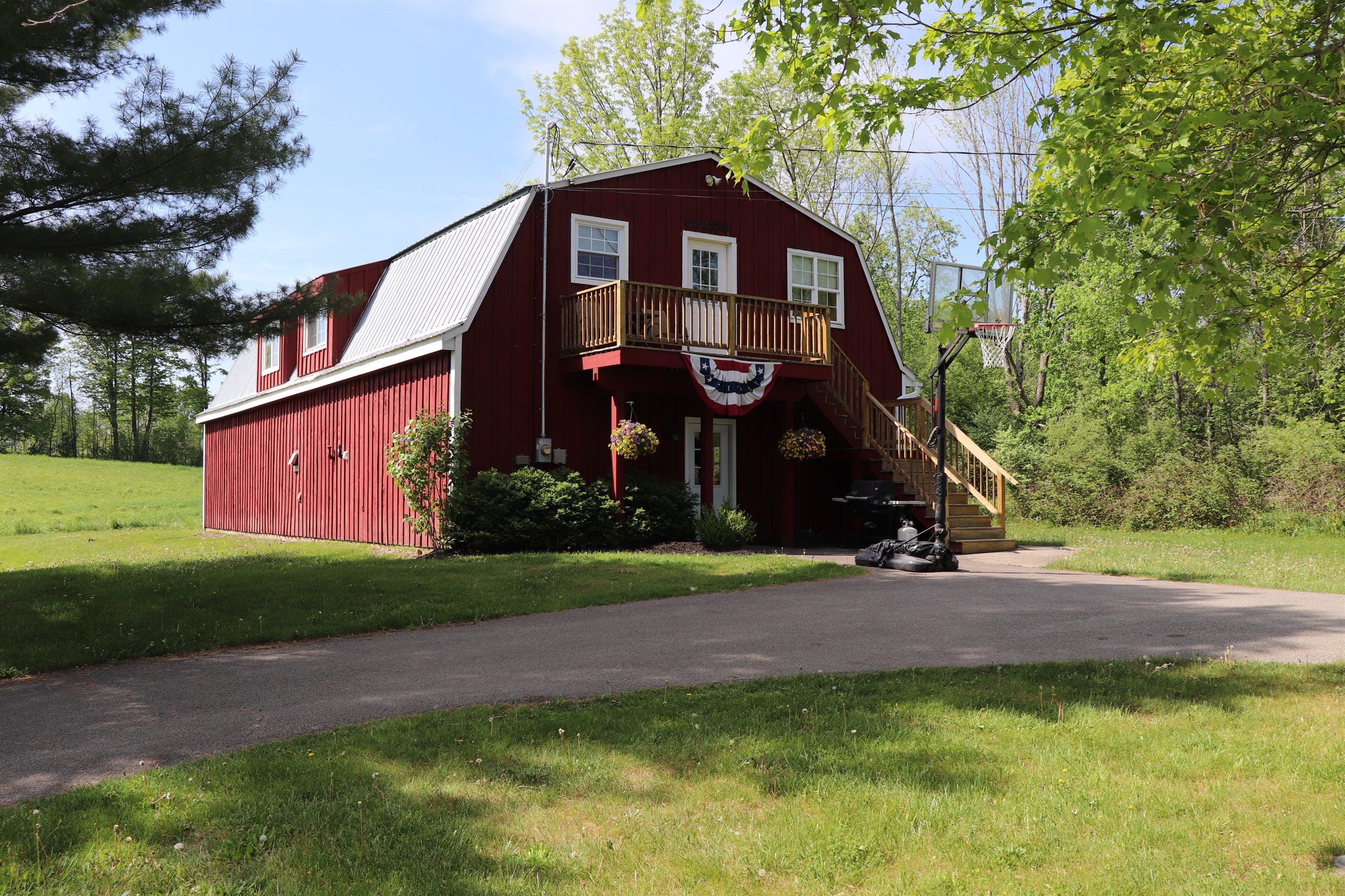 Breezy Acres Farm Apartments