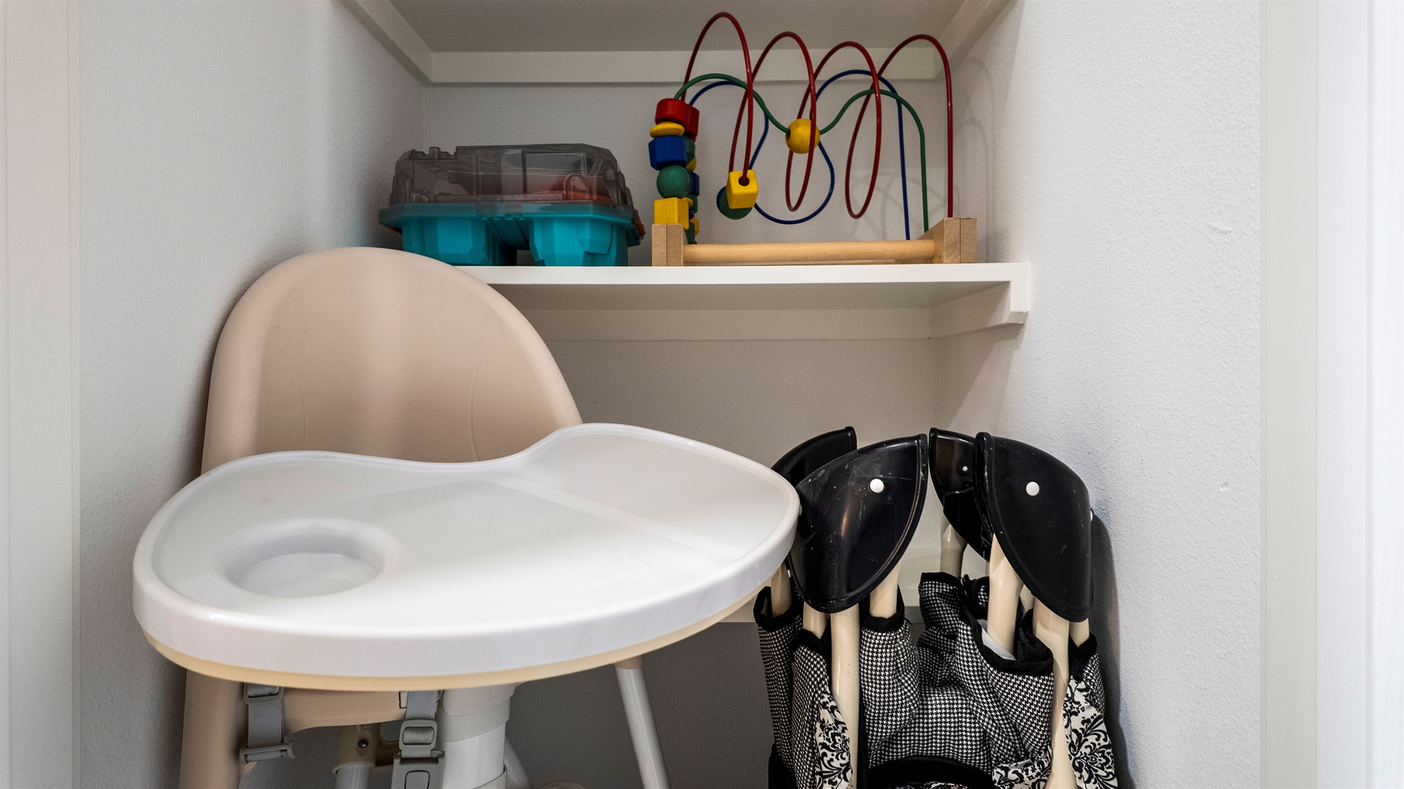 Your house is prepared for young guests with a high chair and play yard.
