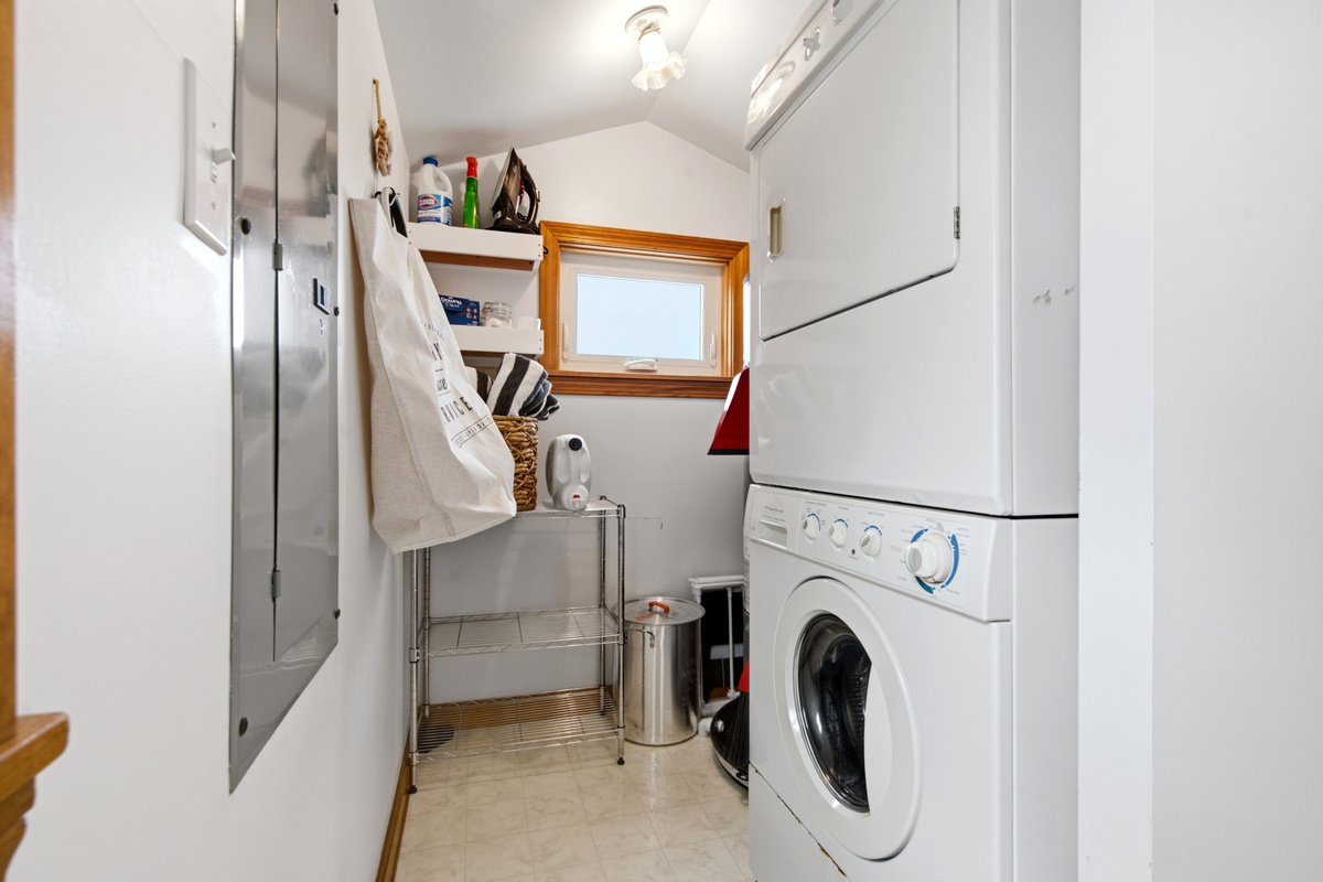 In-home washer and dryer available for your convenience.