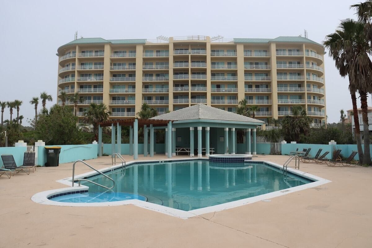 Pool and hottub access