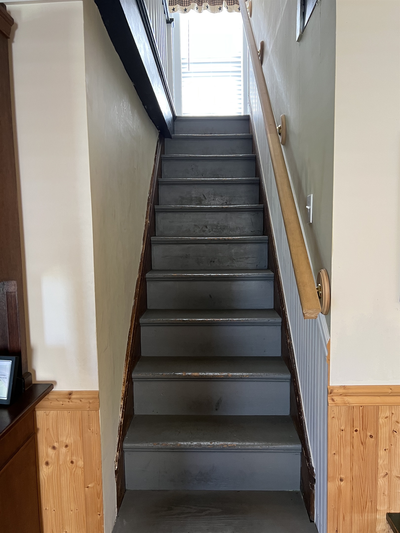 Stairs leading to the 2nd floor.