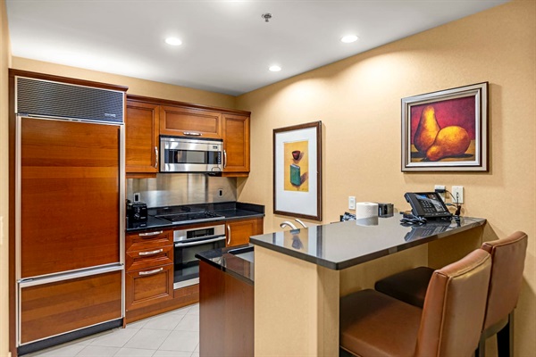 Kitchen cooking area