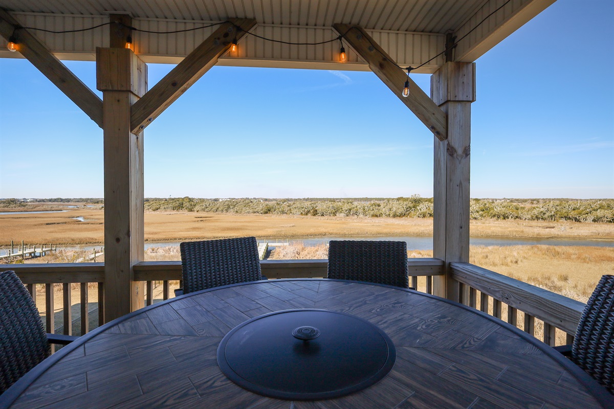 The views form here are amazing and peaceful!