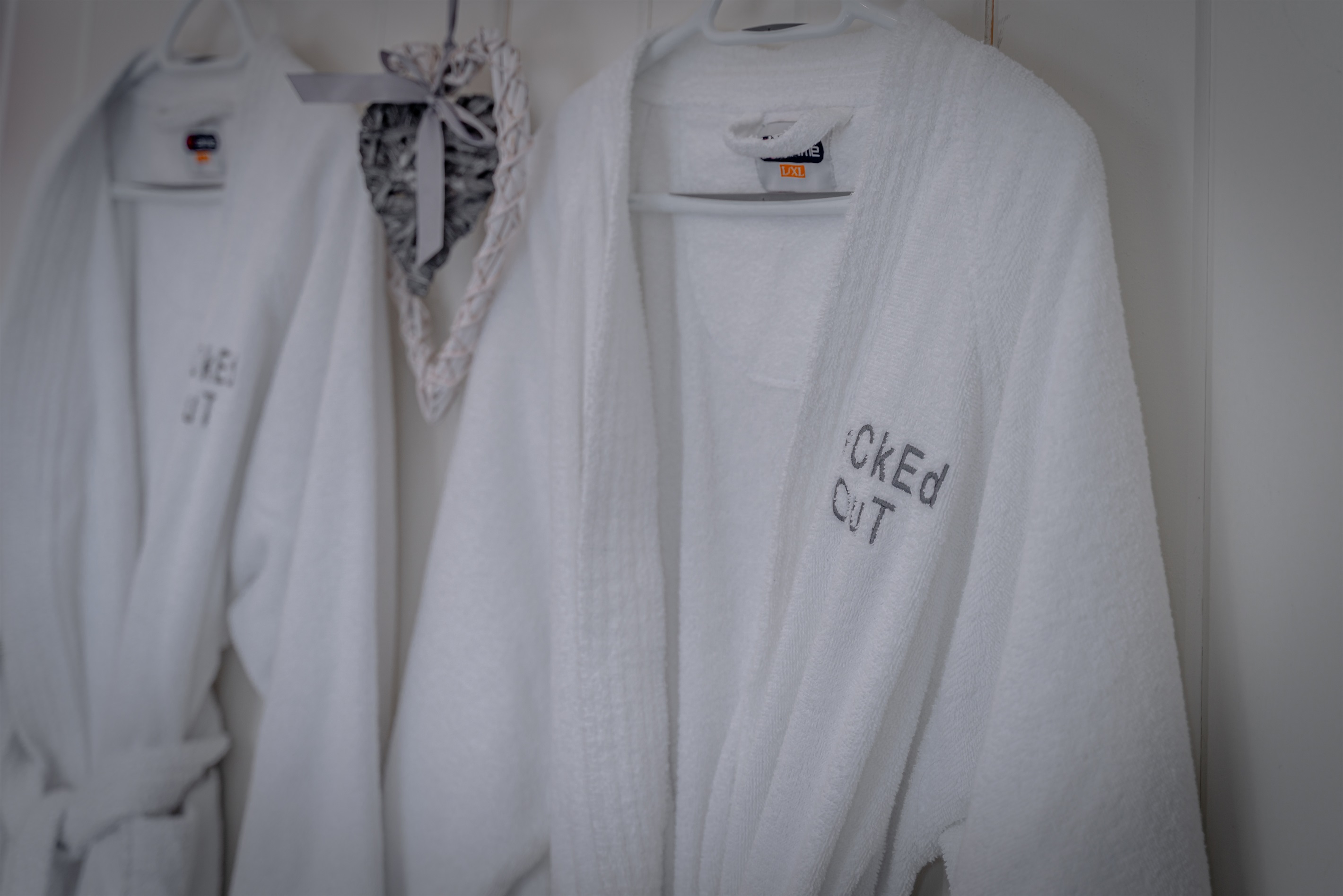Complementary robes