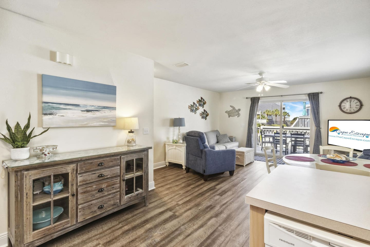 Brew your morning coffee here, then take it straight to the Gulf view deck &mdash; best commute ever.