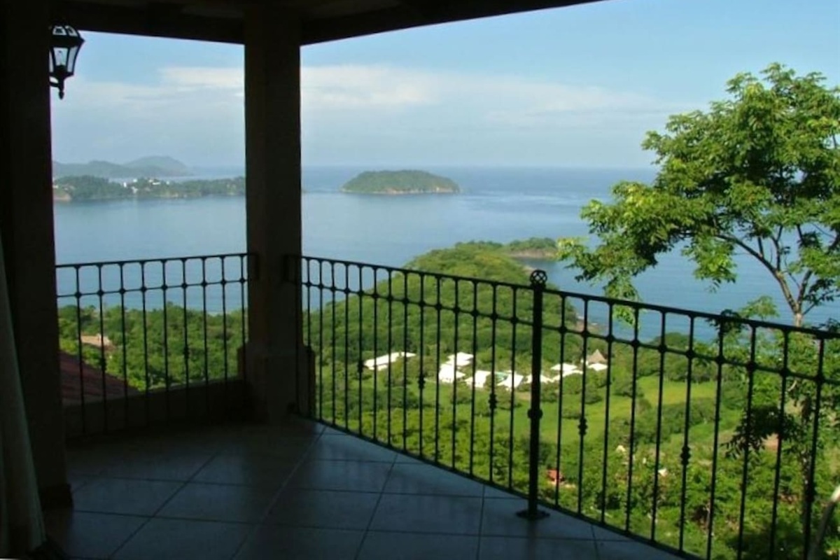 master  private balcony