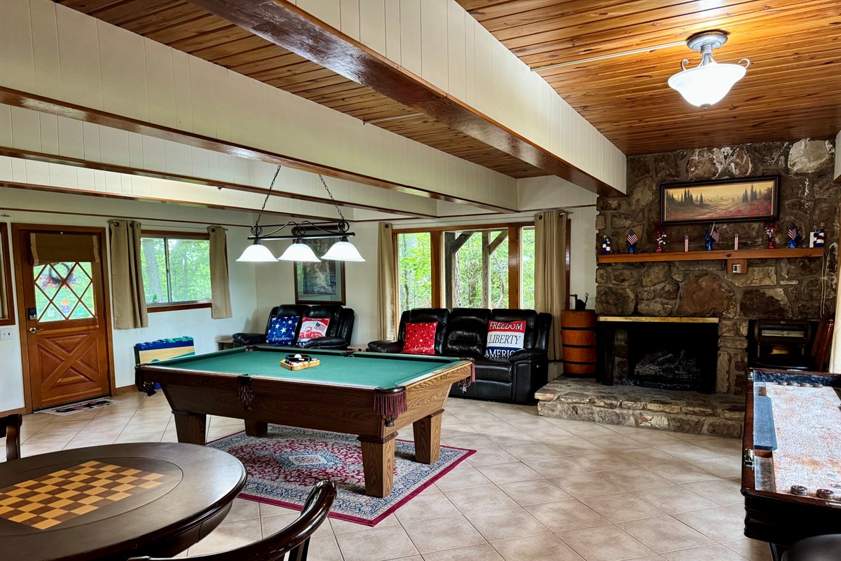 SUMMER GAME ROOM WITH VIEW