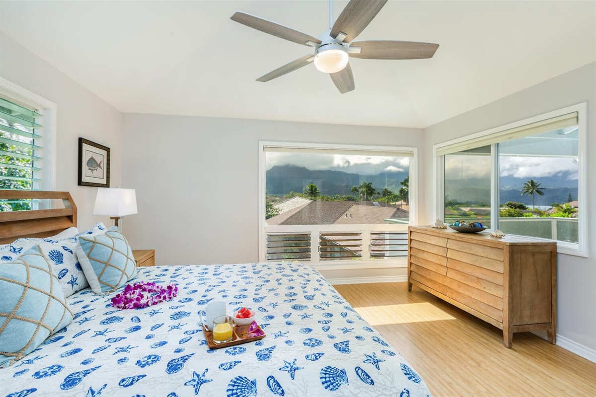 Lani Hanalei Master Suite Upstairs with Mountain and Ocean views