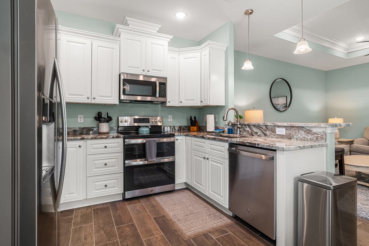 Fully equipped kitchen