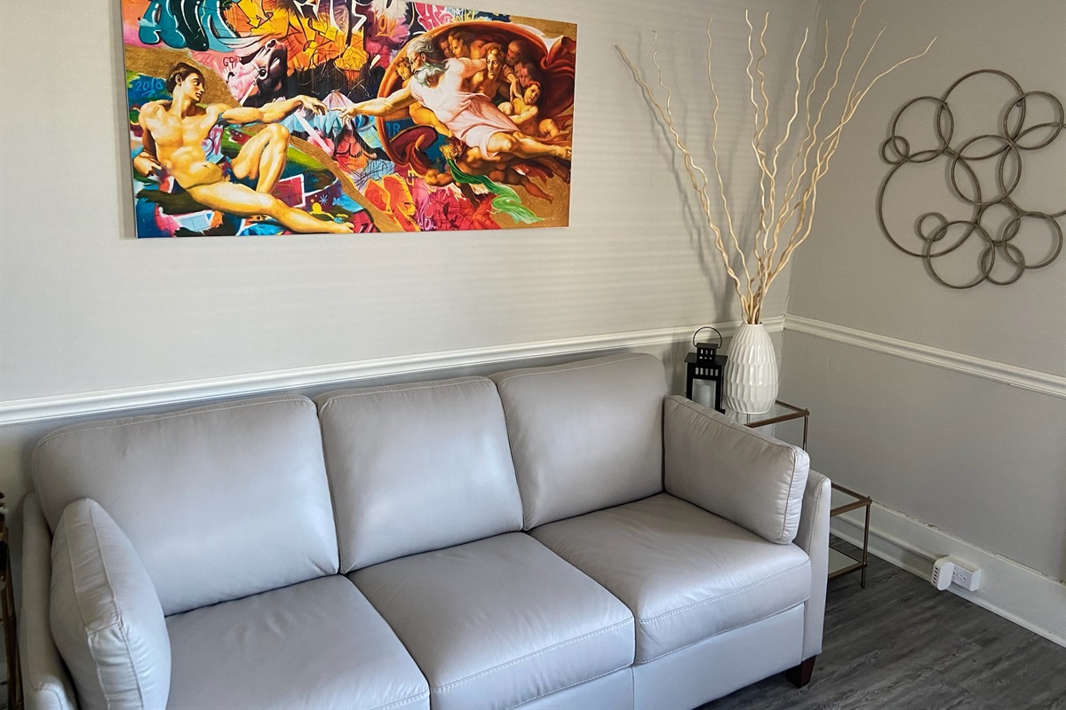 Living Room (pull out queen sofa bed)