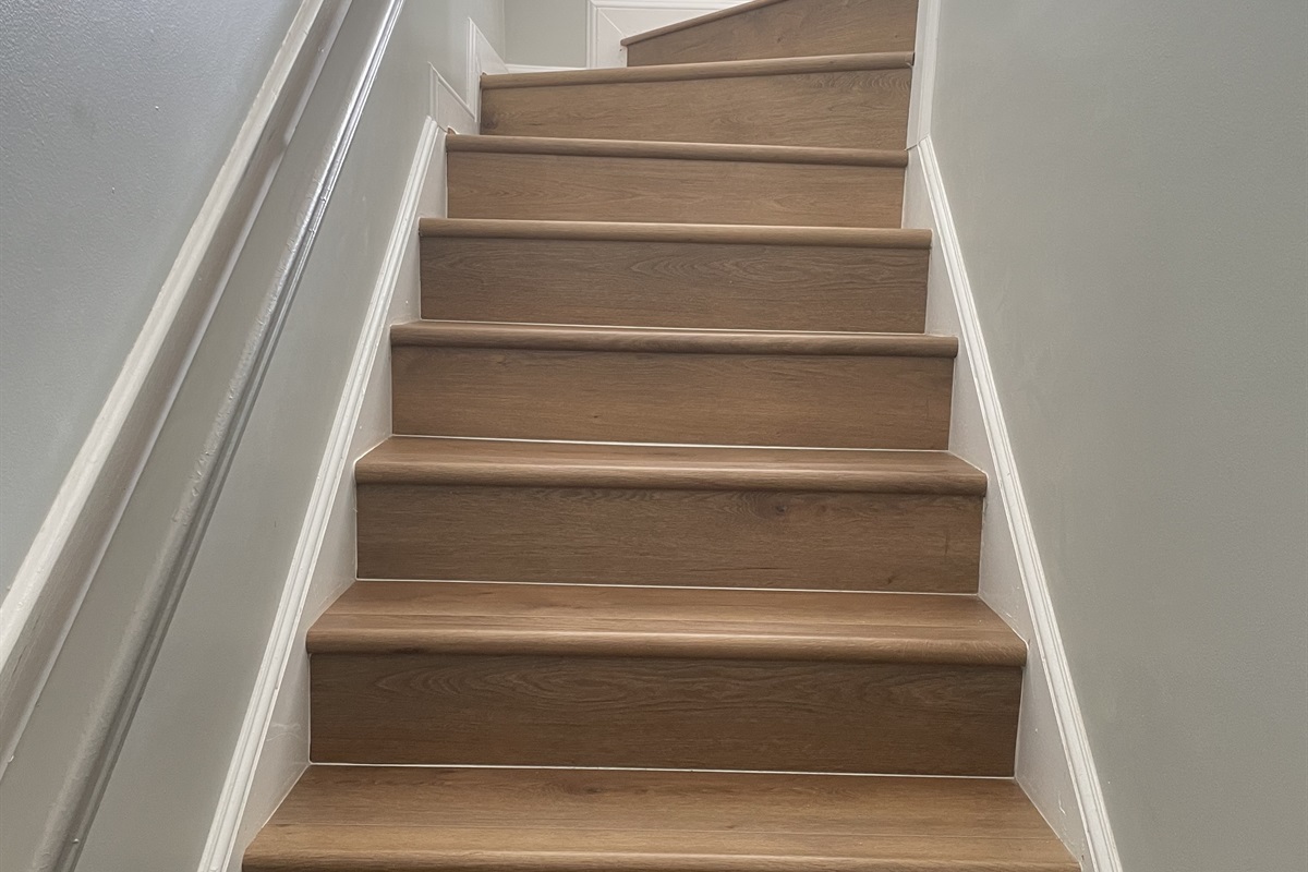 LVP Flooring & Steps 