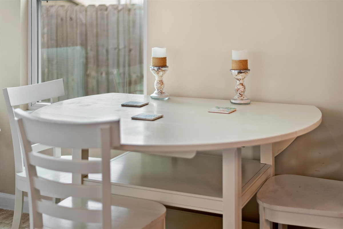 41b8455c22ff4bb2b0fd0671aef6359e Large | Beachhouse | Texas | TX | Vacation Homes | Galveston | Crystal Beach | Kokomo | Breezy Days | Beachfront Elegance | Sunrise Serenity | Southern Sands Property Management, LLC