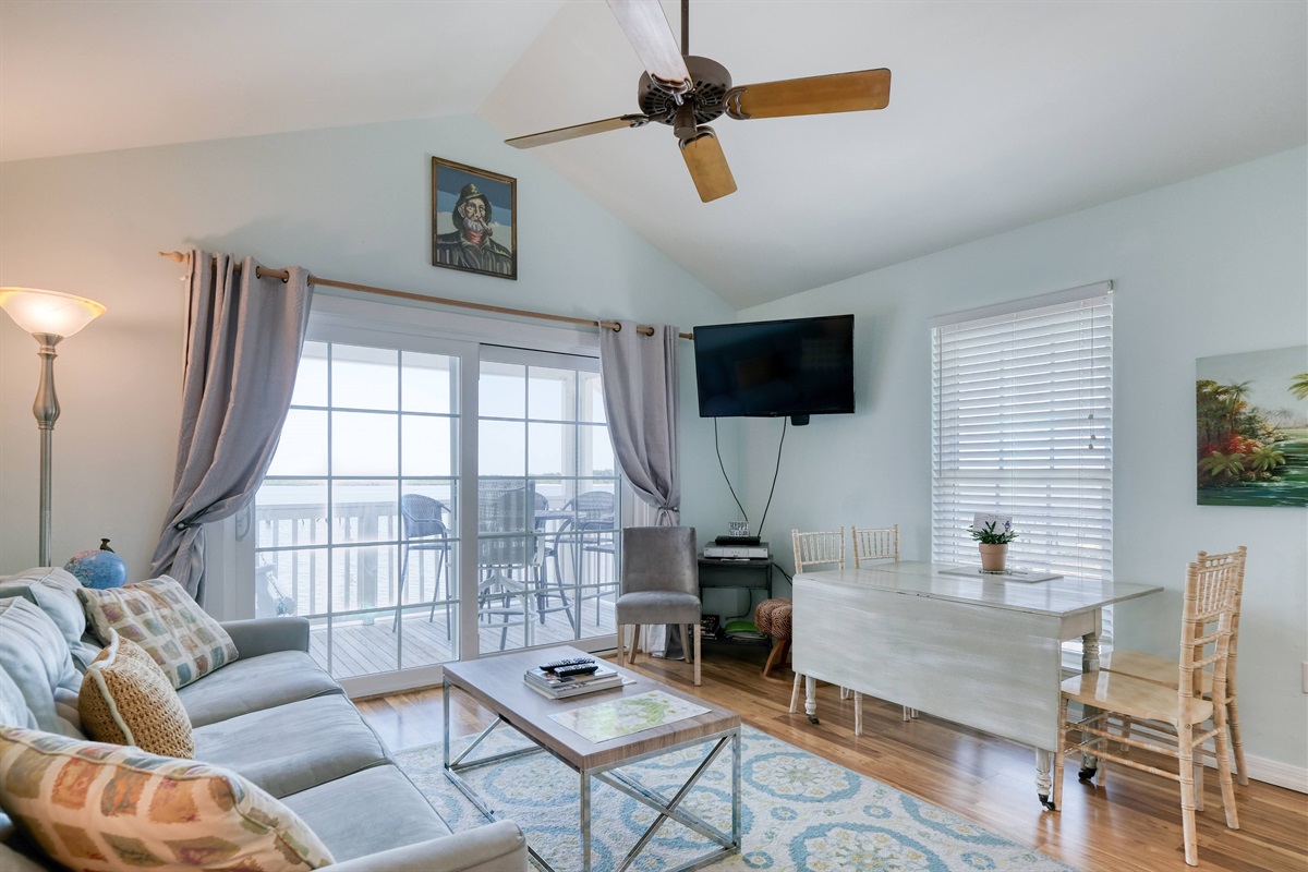 Large sling glass door let in plenty of natural light