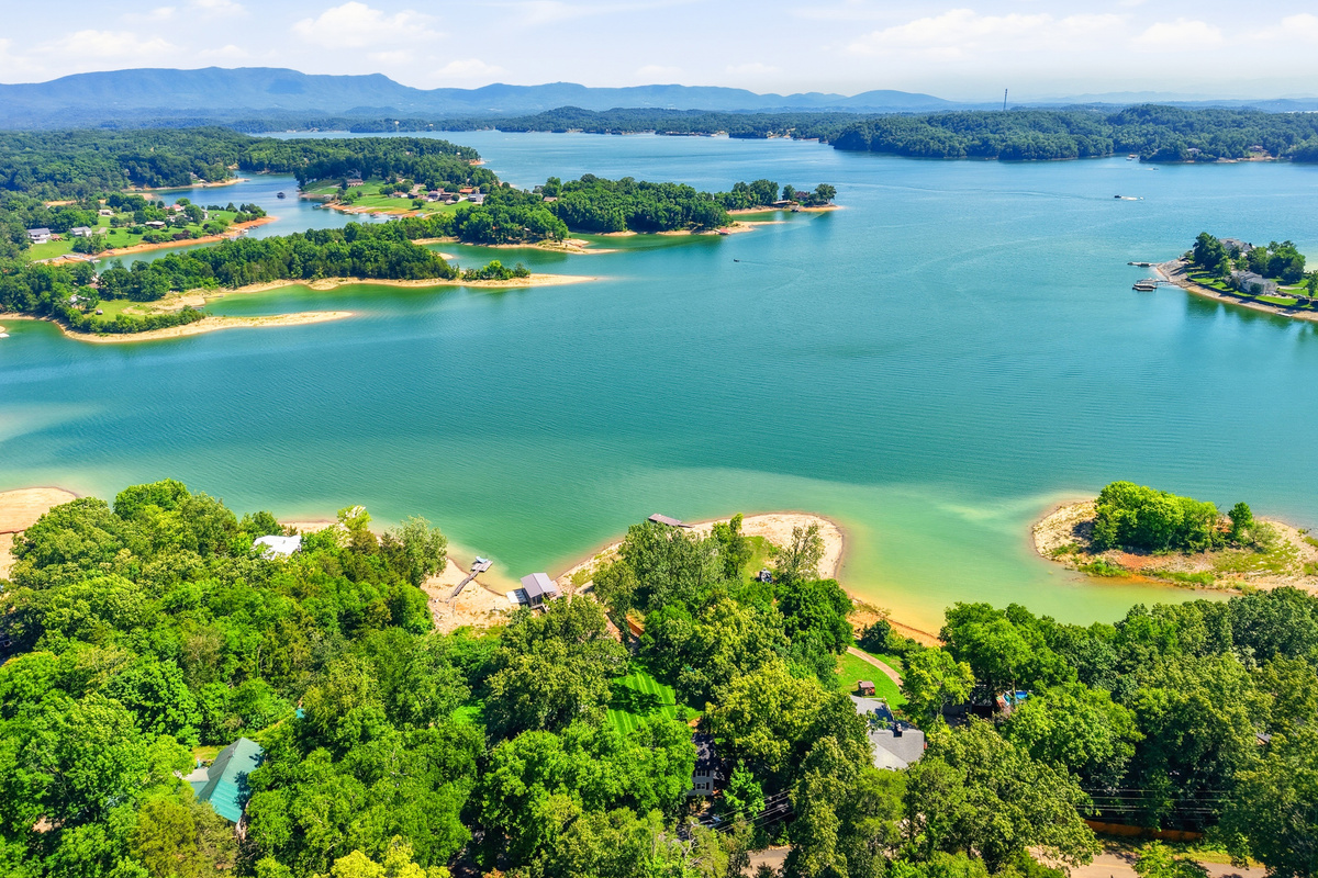 Big Lake & Mountain Views