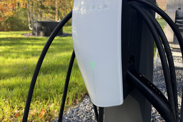 Complimentary charging with our universal station that works with BOTH Tesla and Non-Tesla EV’s.
