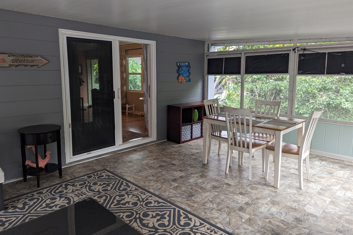 Outside porch (Apartment)