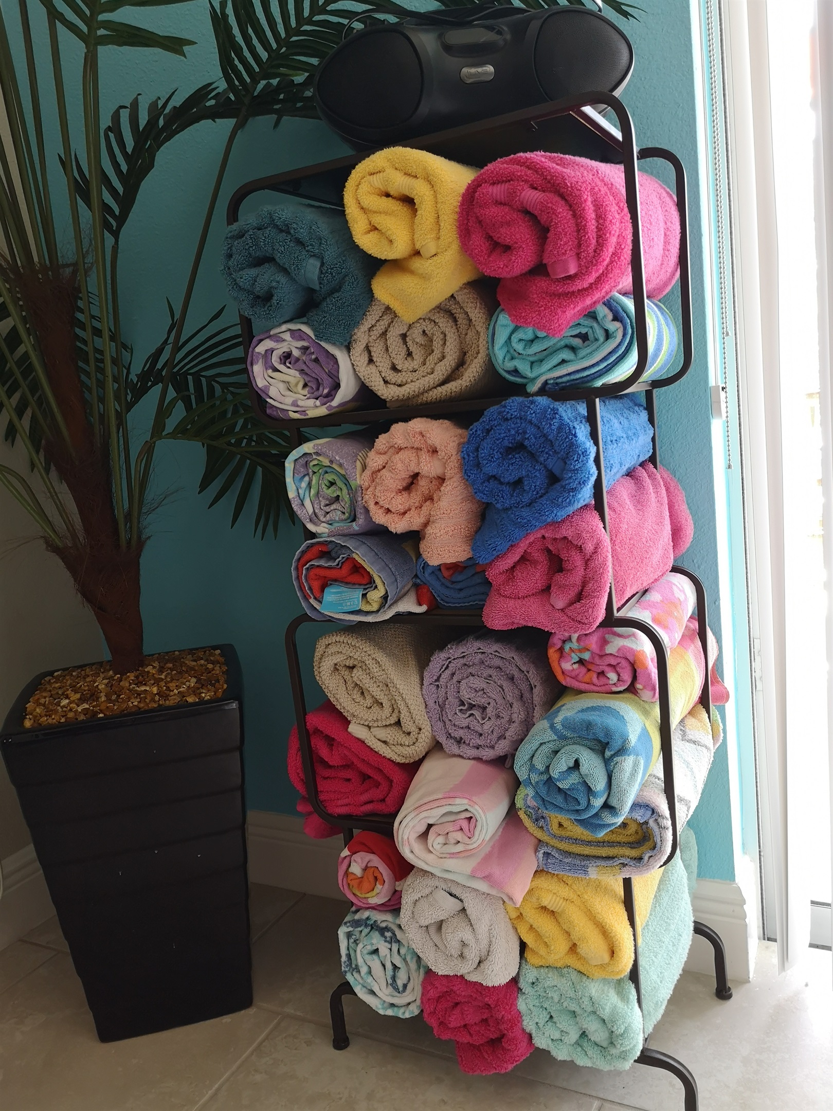20 pool towels