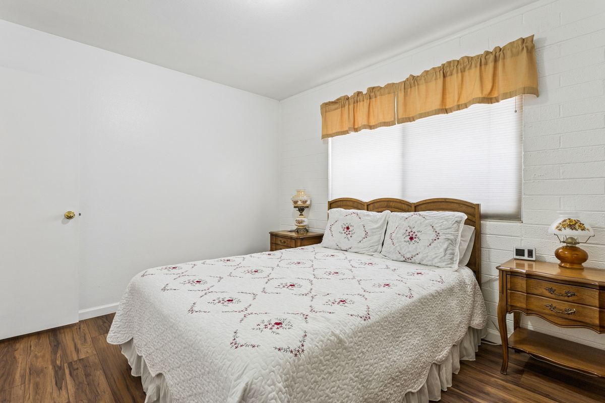 Classic Sun City Retreat | 2BR/1BA | Quiet Neighborhood — Classic Sun City Retreat | 2BR/1BA | Quiet Neighborhood, Sun City, Arizona — photo 25