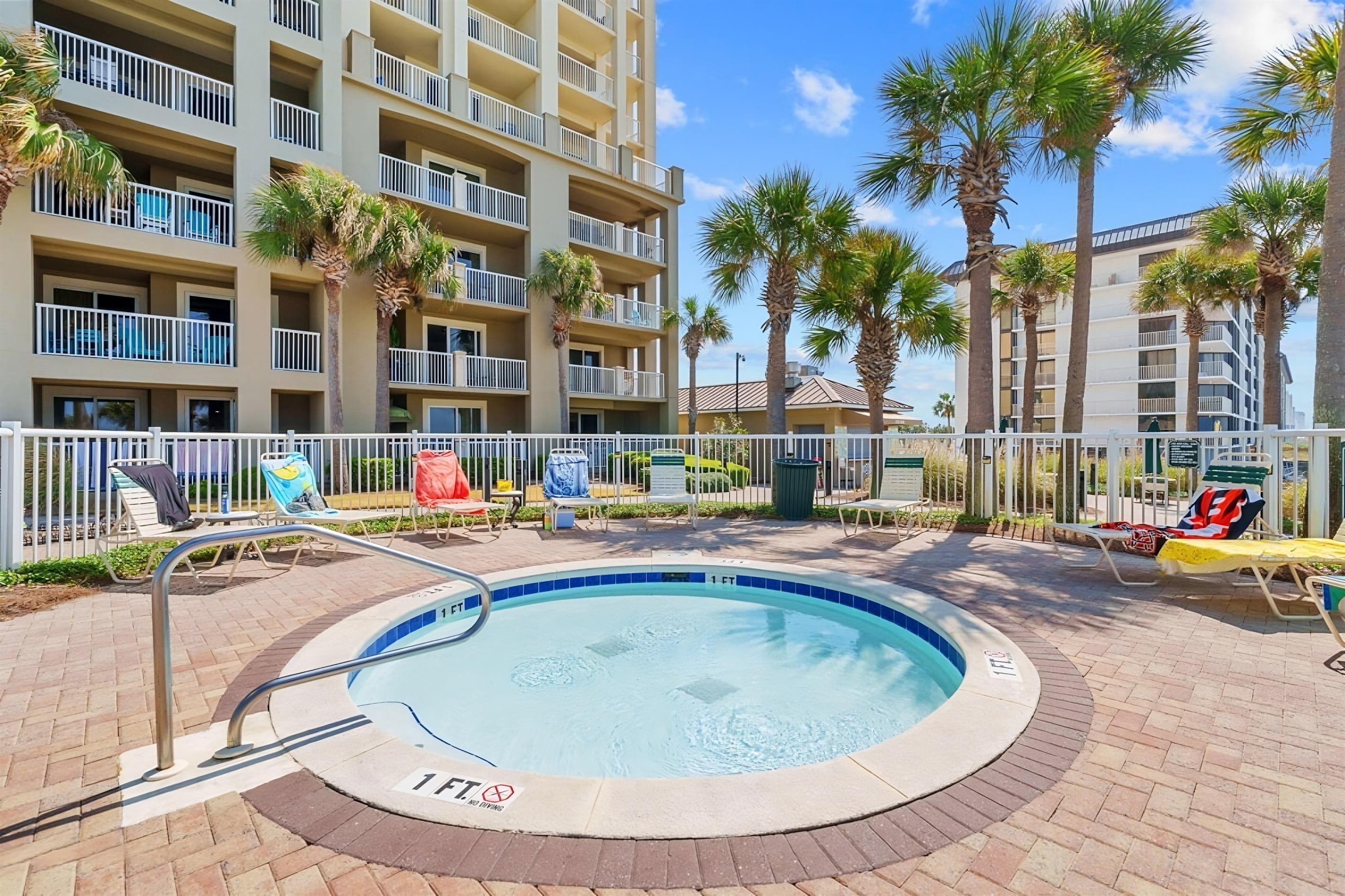 Gulf-Front Resort Pool