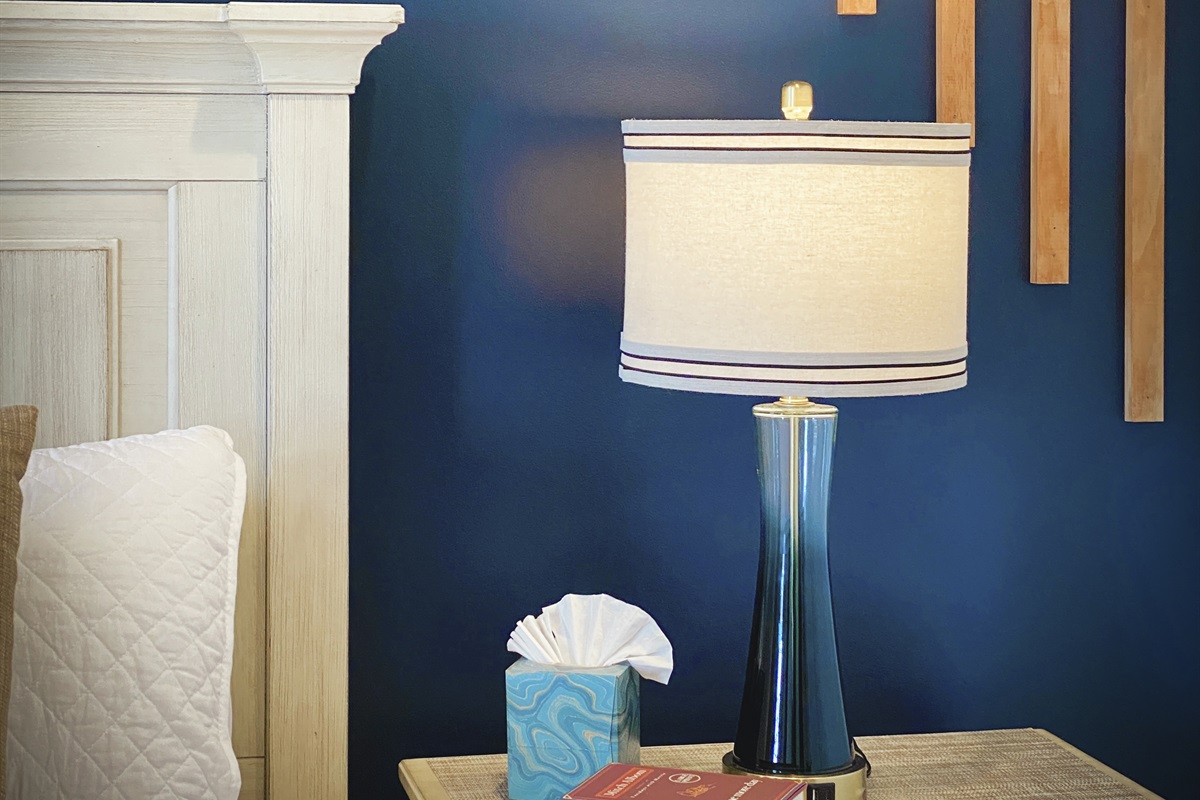 [Relax] Embrace relaxation with bedside serenity. Our cozy setup invites you to unwind with a good book, basking in the gentle glow of bedside light. Your perfect evening awaits. #beachbliss #reading