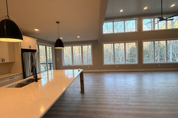 Great room/dining view to lake.