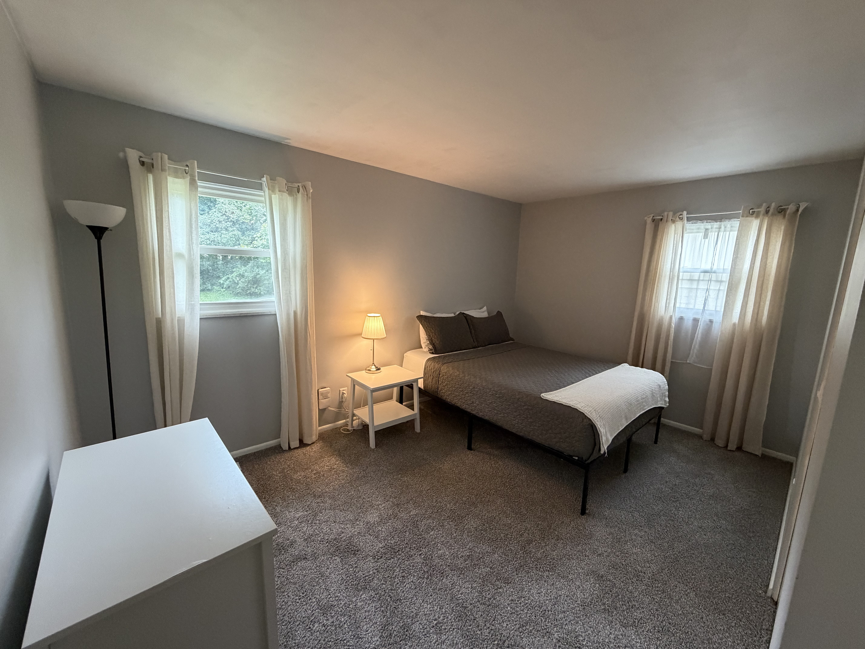 Queen Bed