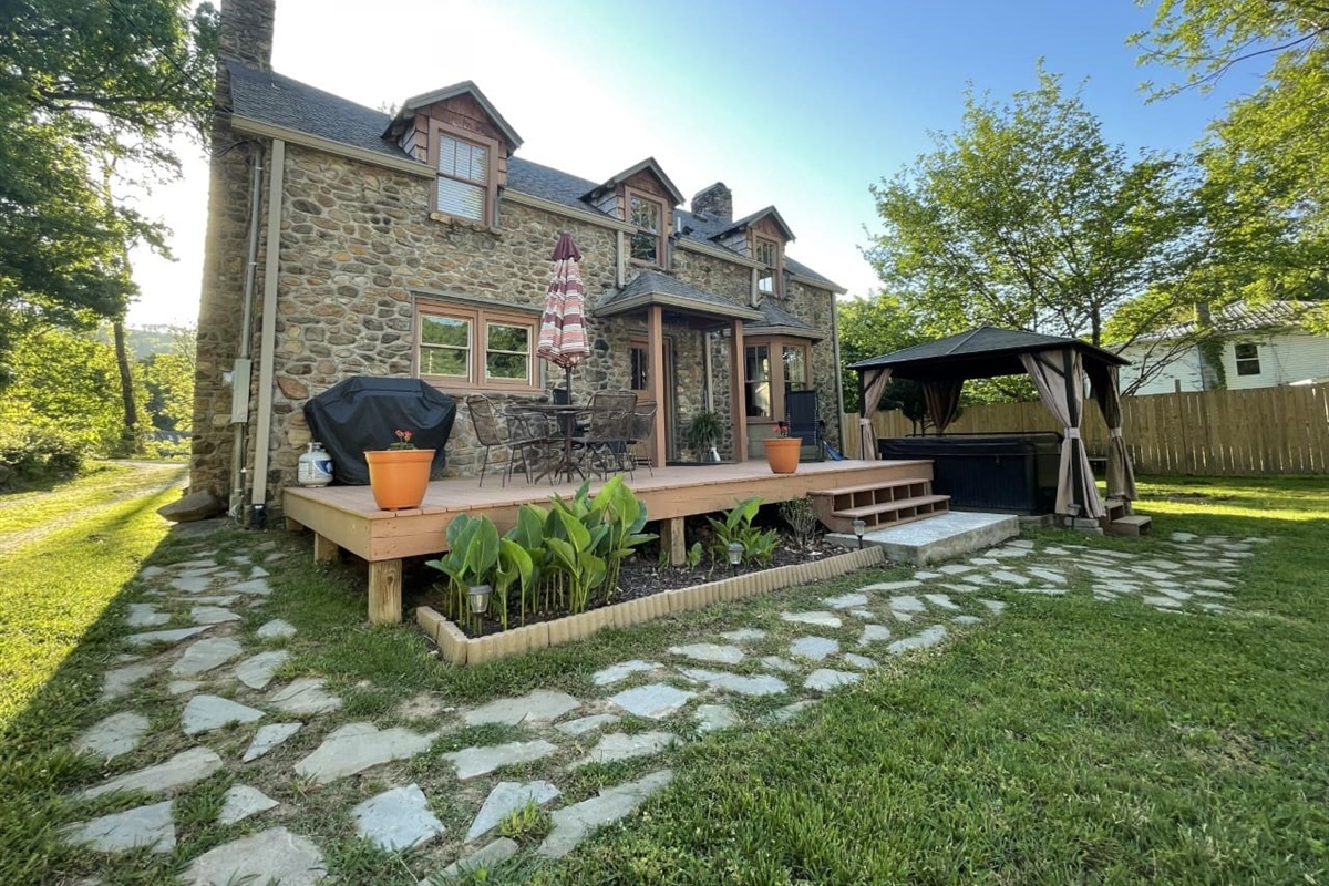 Large deck with grill and table