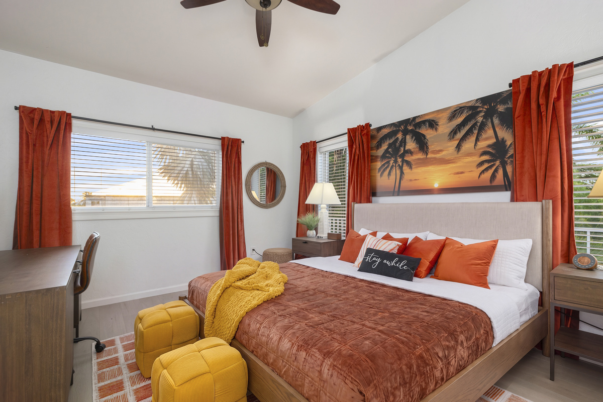 The sombrero bedroom with king sized bed and large desk.