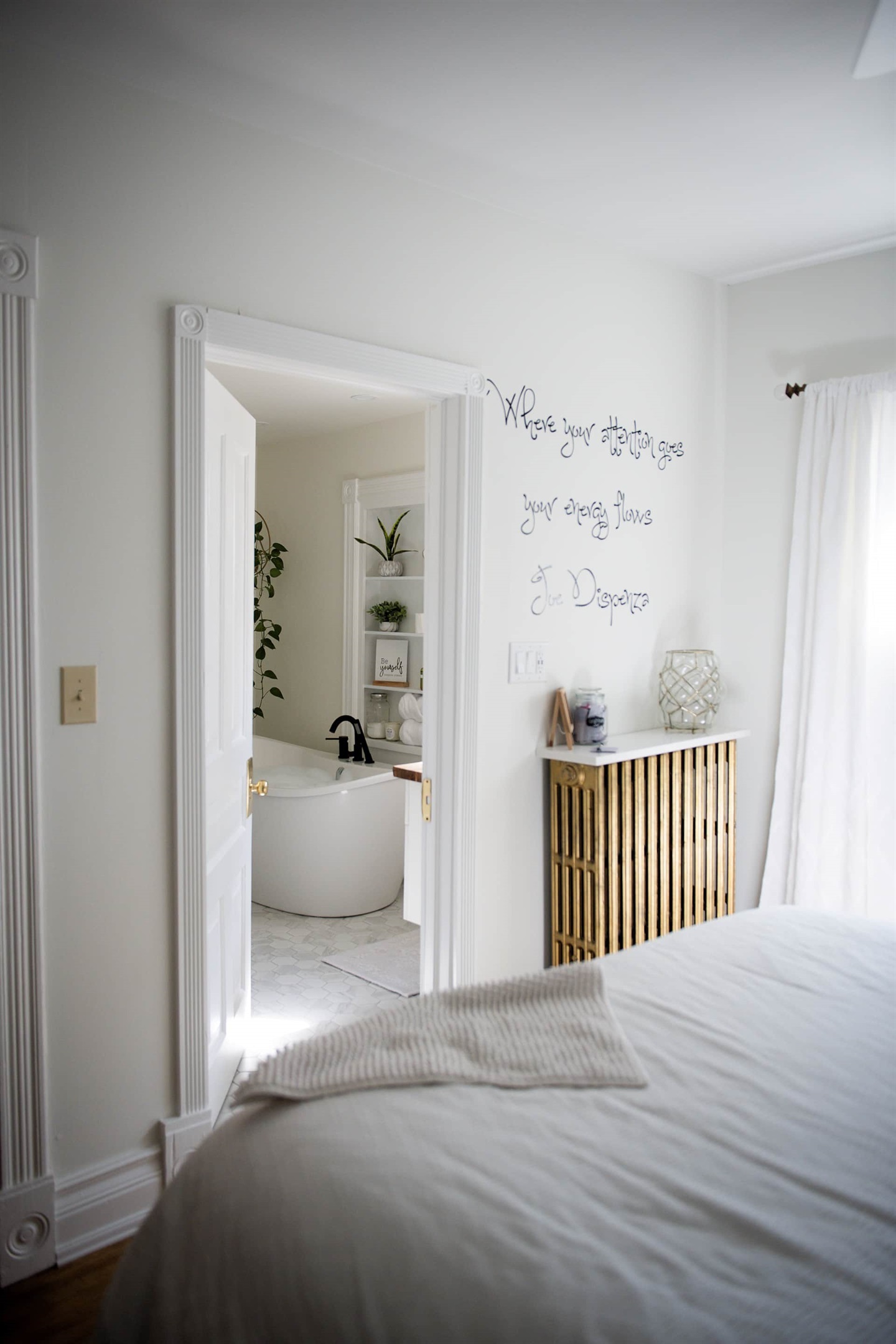 Inviting ensuite bath with soaker tub.