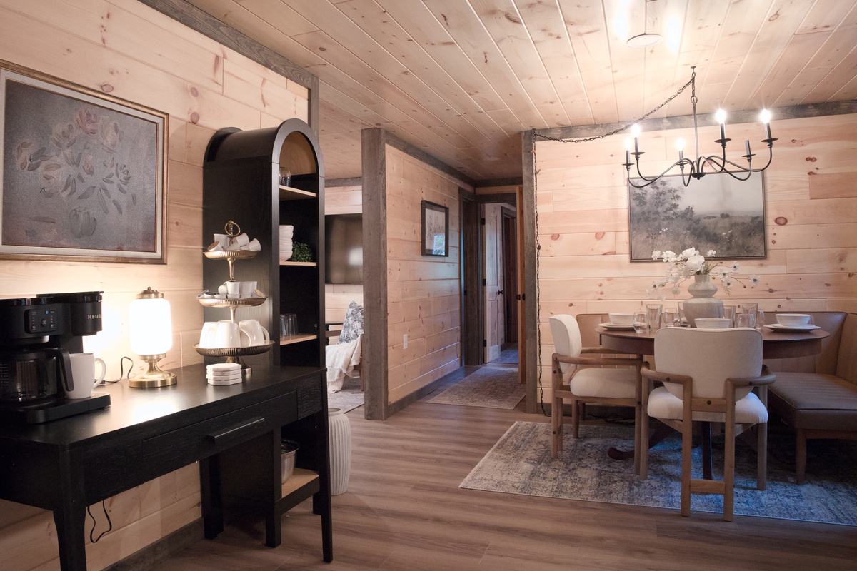 Kitchen and Dining Combo