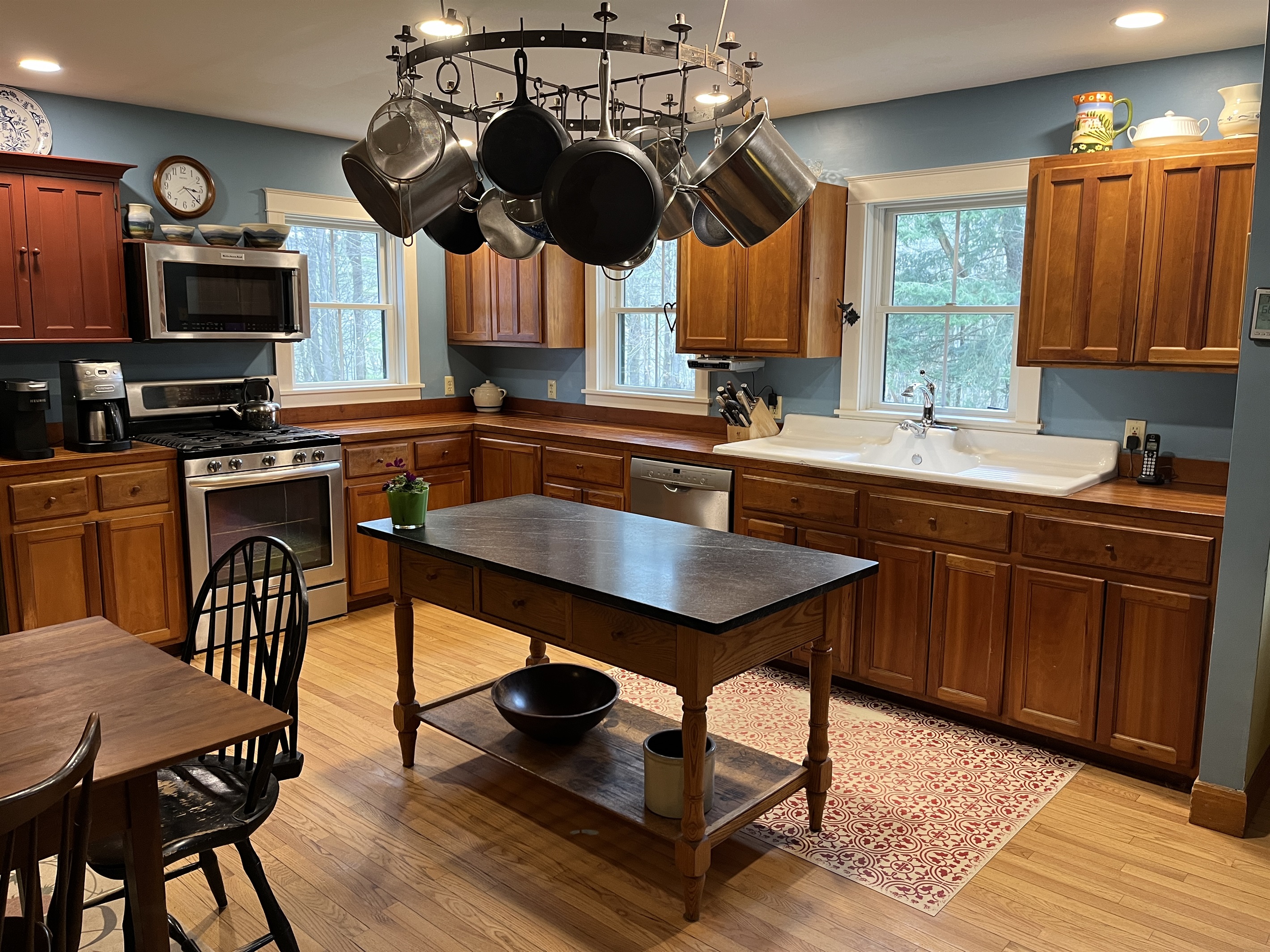 Plenty of space to prepare your meals